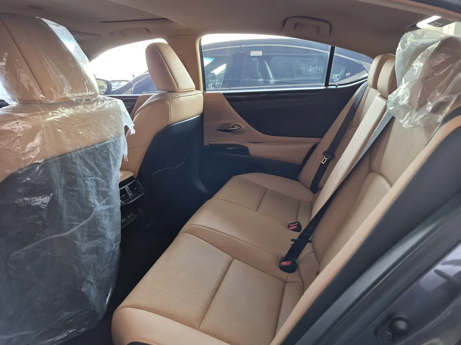 لكزس ES 350 2023 