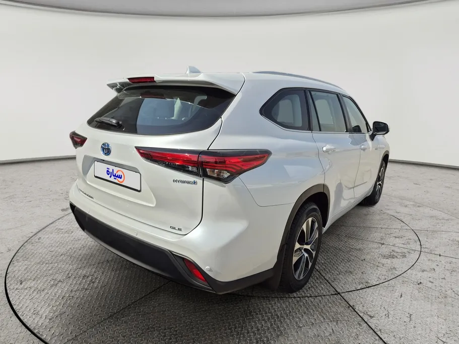 تويوتا هايلاندر GLE 2023 