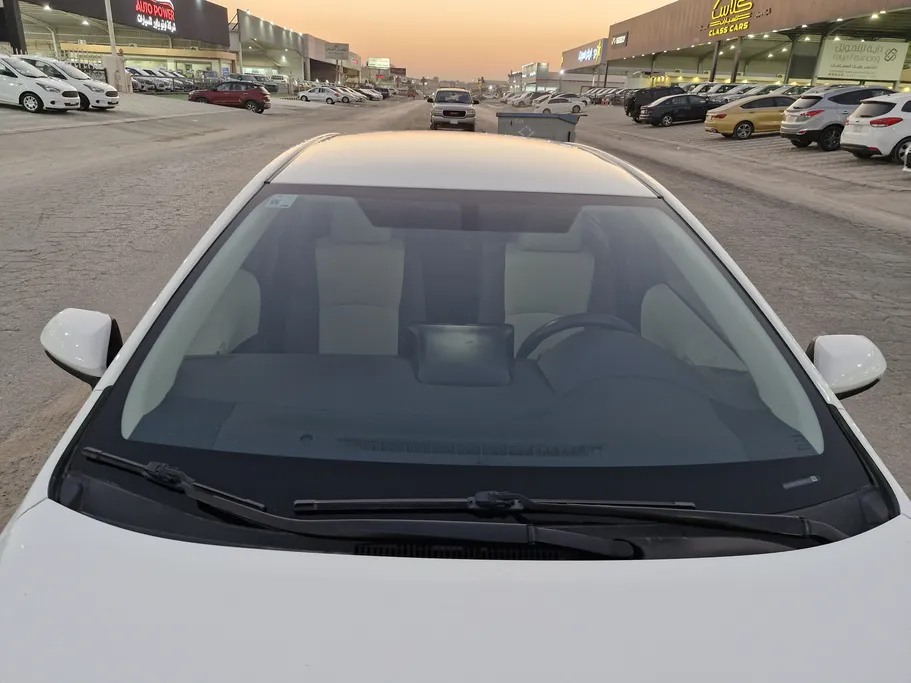 تويوتا كورولا XLI 2022 