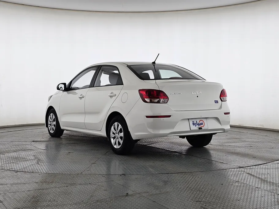 2022 Kia Pegas LX 
