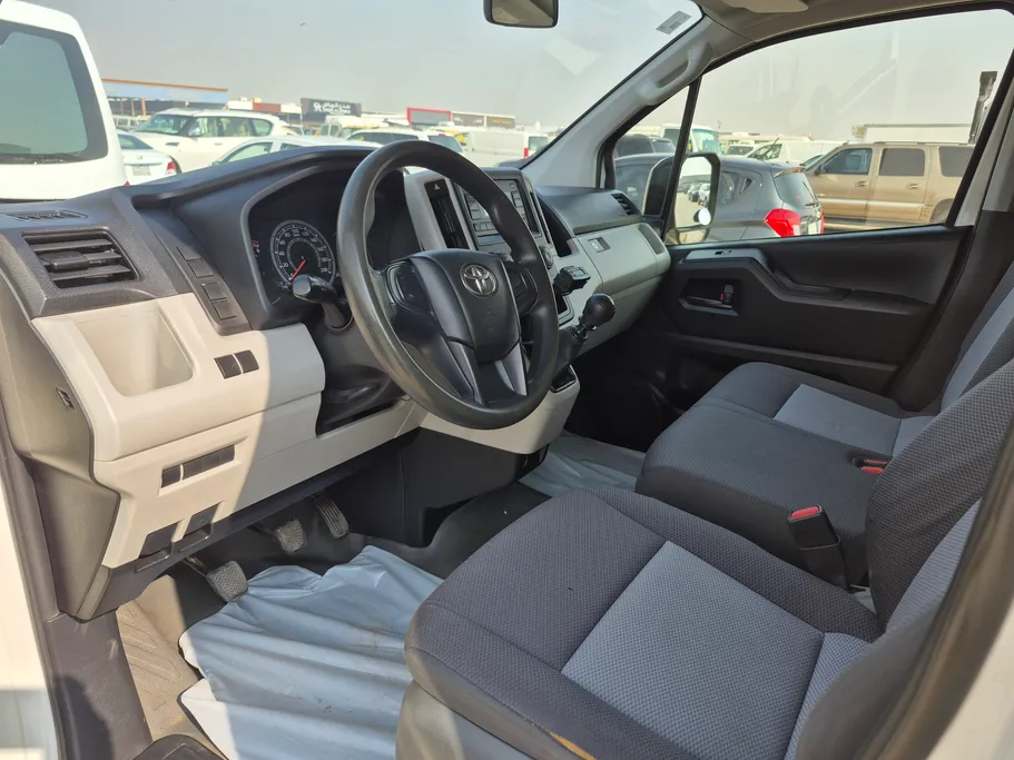 تويوتا هايس ثلاجة  2021 