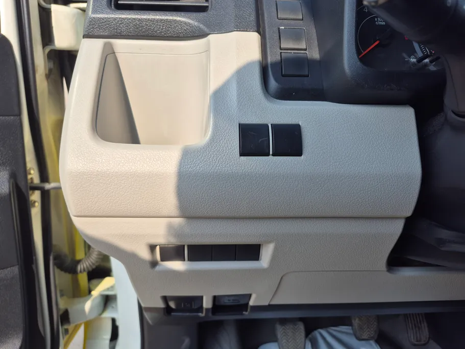 تويوتا هايس ثلاجة  2021 