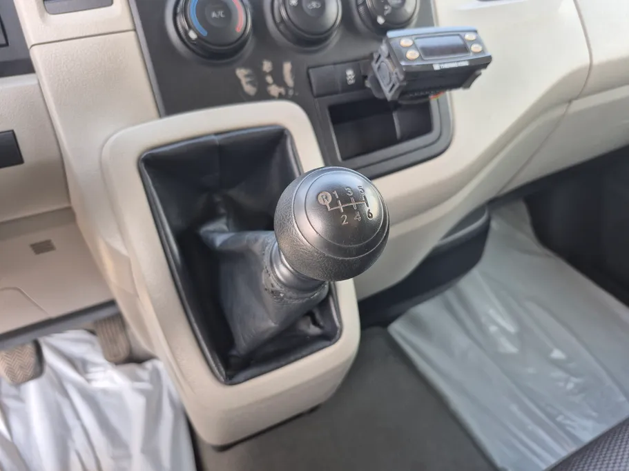 تويوتا هايس ثلاجة  2021 