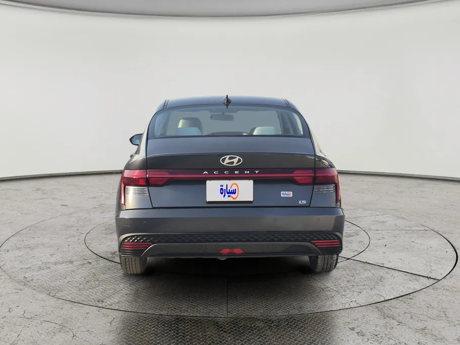 2024 Hyundai Accent Smart 