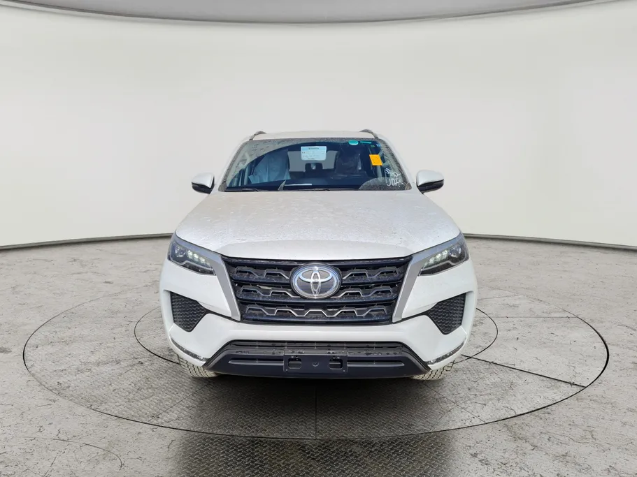 تويوتا فورتشنر GX2 4x4 2026 