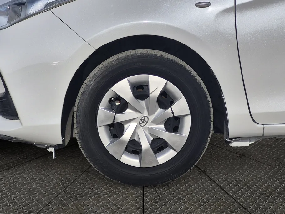 تويوتا يارس Y 2022 