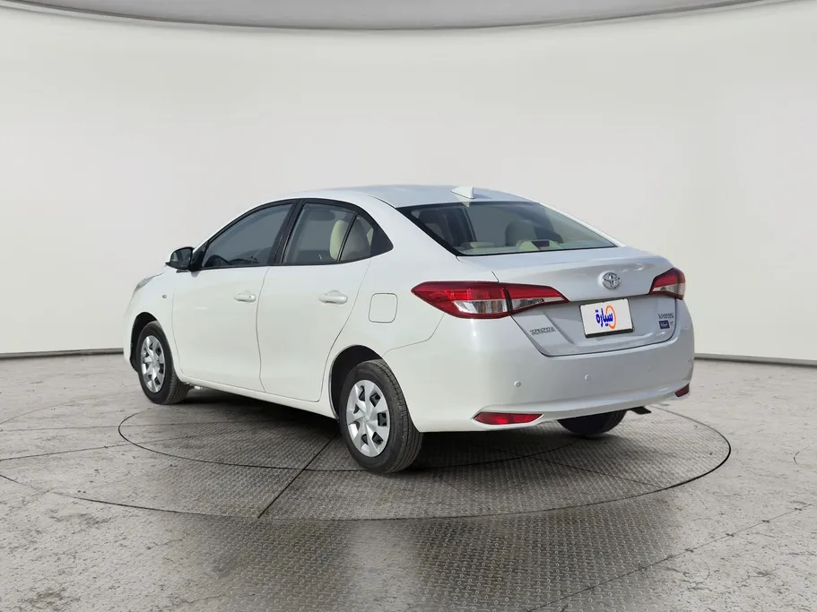 تويوتا يارس Y 2022 