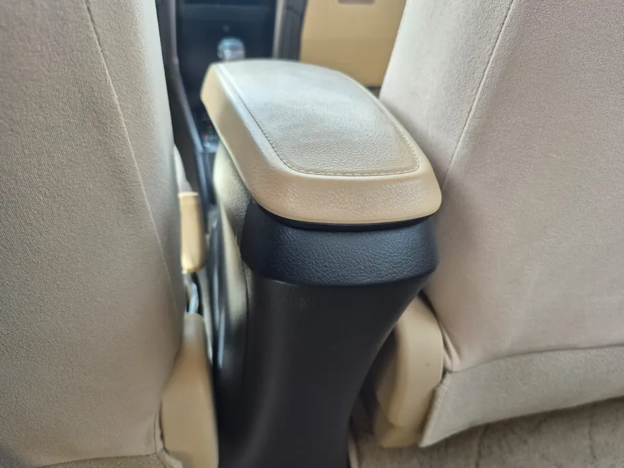 2022 Toyota Yaris  Y 