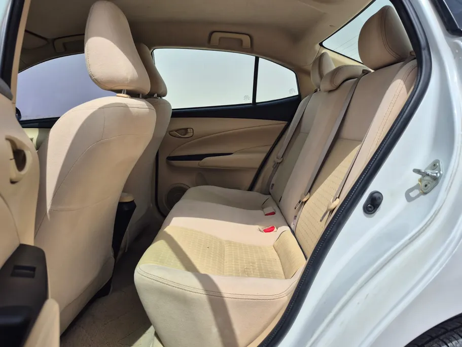 2022 Toyota Yaris  Y 