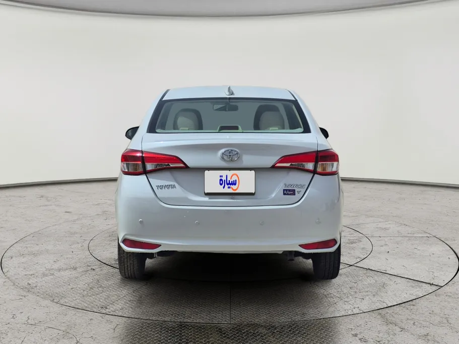 2022 Toyota Yaris  Y 