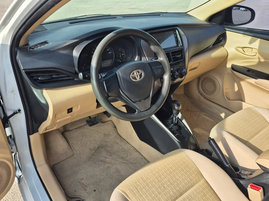 تويوتا يارس Y 2022 