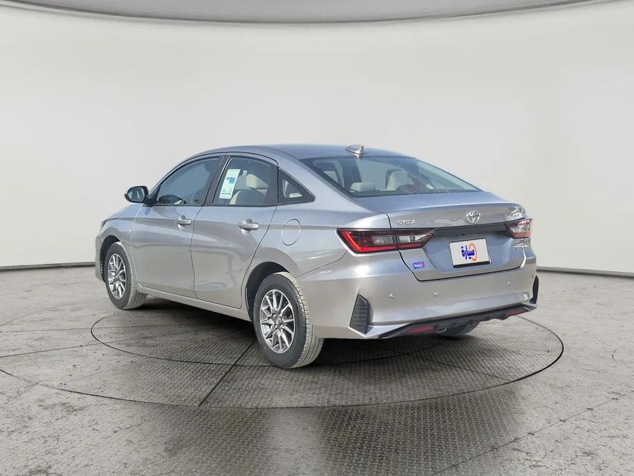 2024 Toyota Yaris  Y 