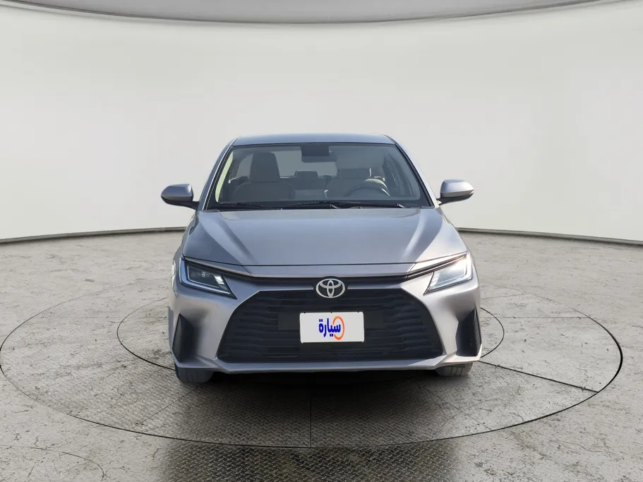 2024 Toyota Yaris  Y 