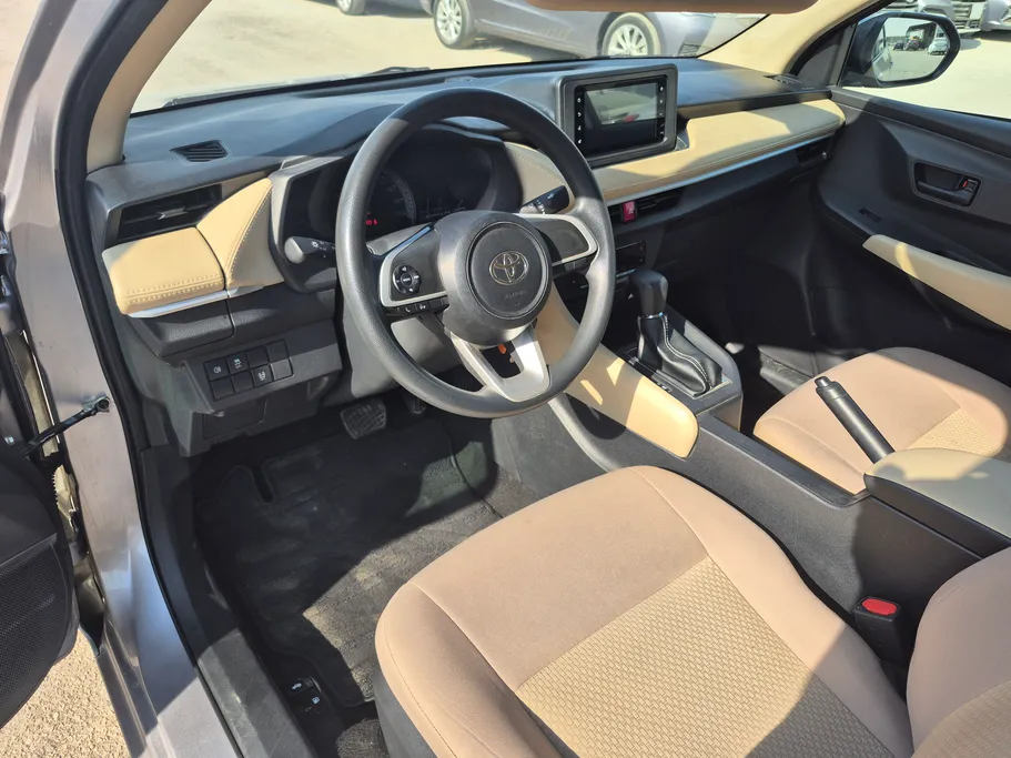 2024 Toyota Yaris  Y 