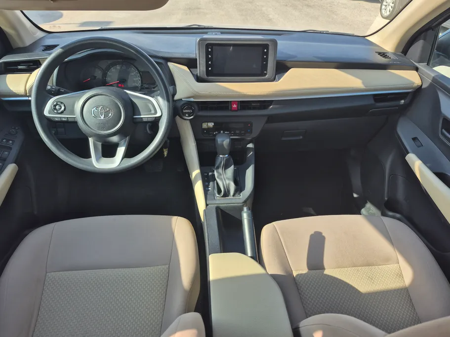 2024 Toyota Yaris  Y 