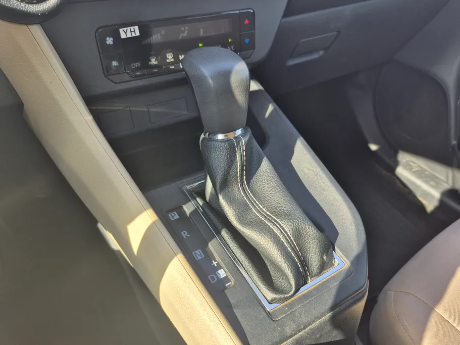 2024 Toyota Yaris  Y 