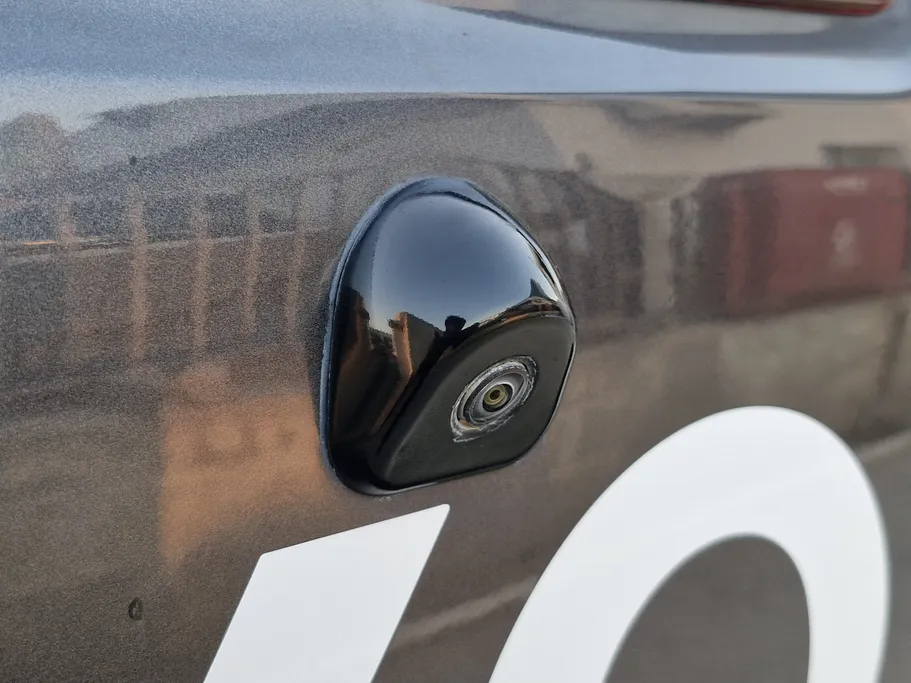 تويوتا هايلكس SR5 2023 