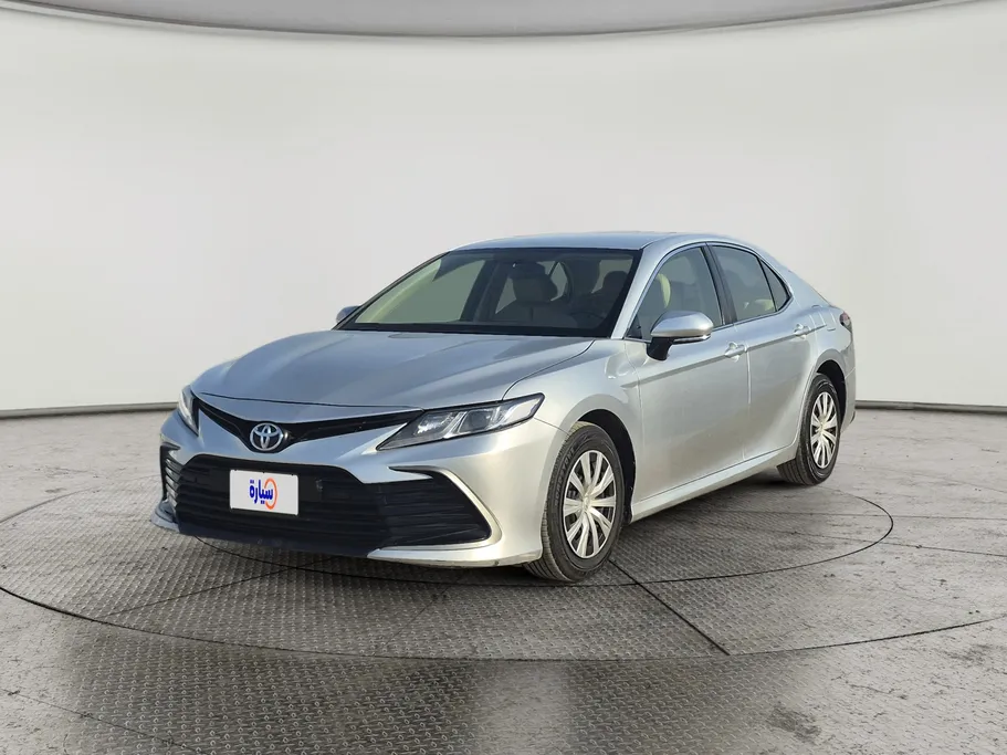 تويوتا كامري LE 2024 