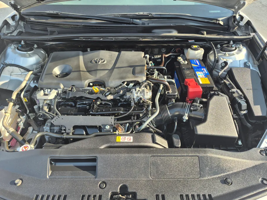 تويوتا كامري LE 2024 