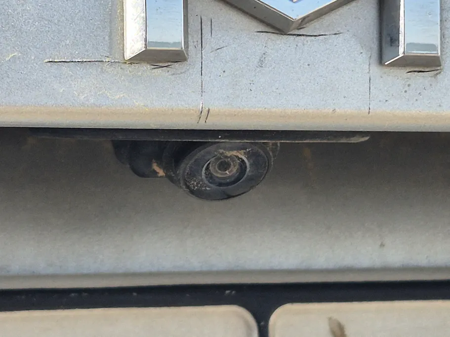 تويوتا كامري LE 2024 