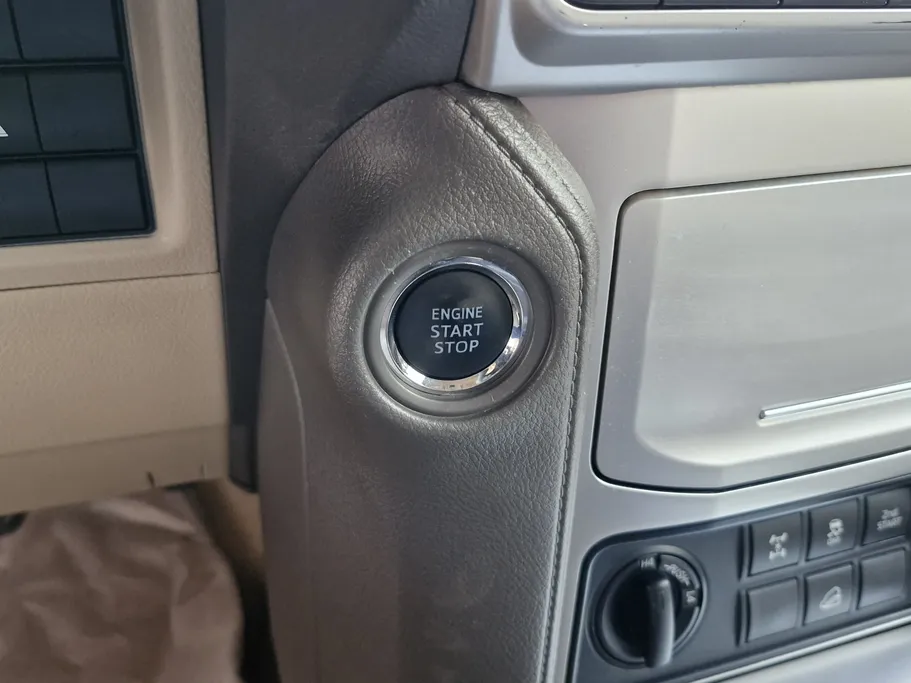 تويوتا برادو TXL 2022 