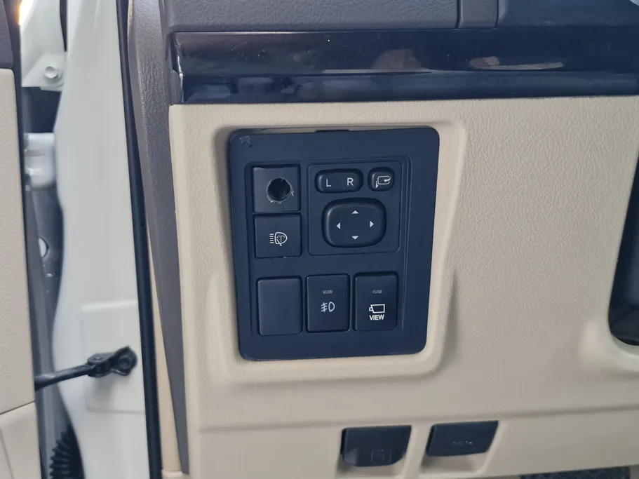 تويوتا برادو TXL 2022 