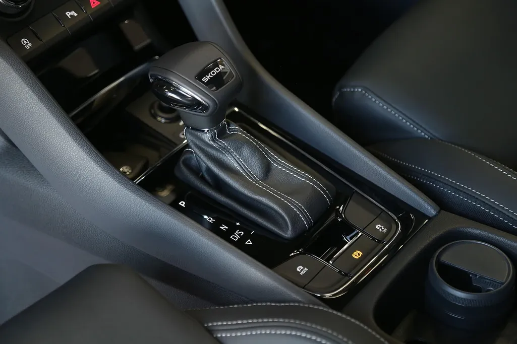 2025 Skoda Karoq Sportline 