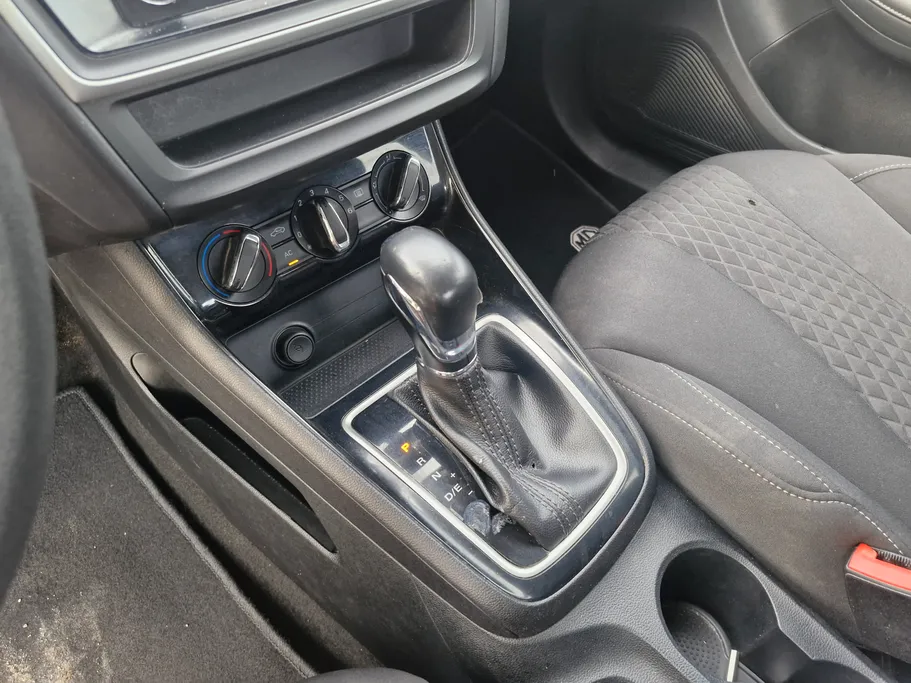 ام جي 5 STD 2023 