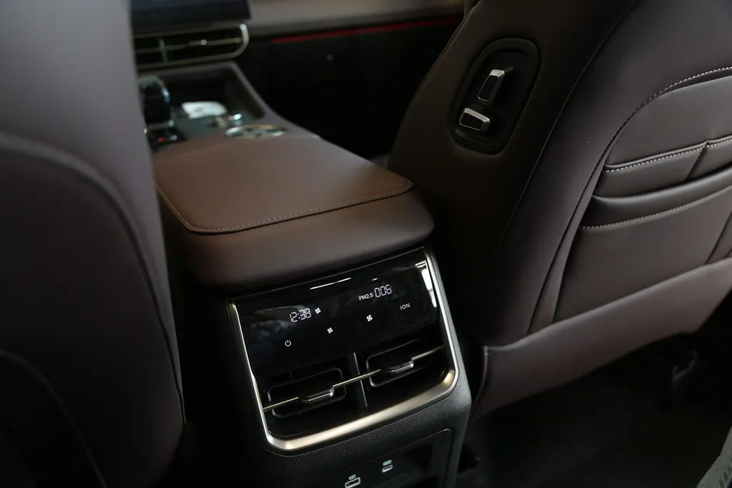 ساوايست اس 09 بريميوم 2026 