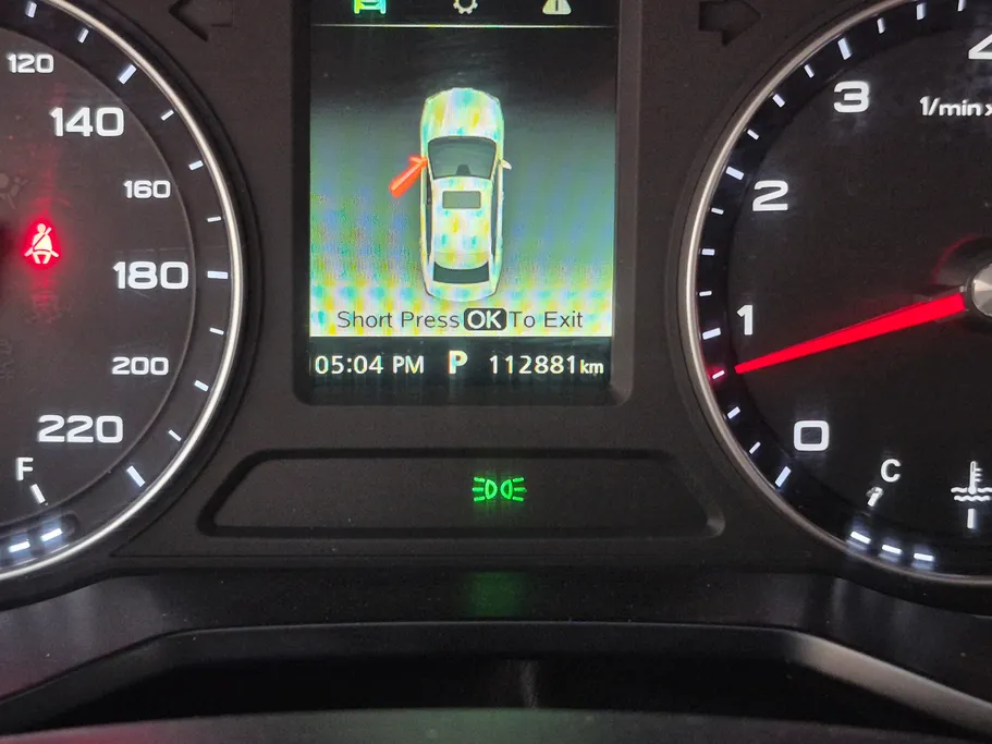 ام جي 5 LUX 2023 