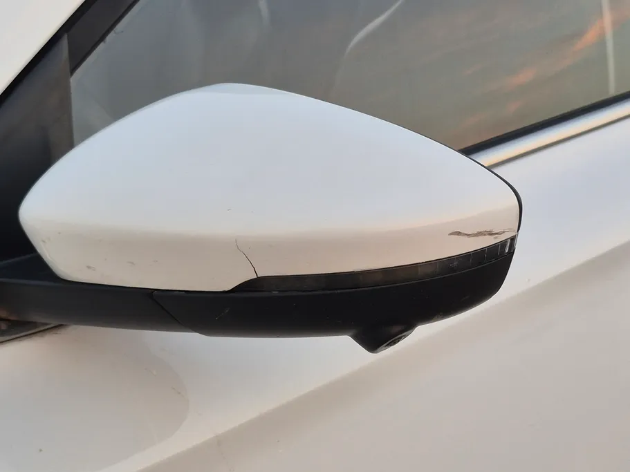 ام جي 5 LUX 2023 