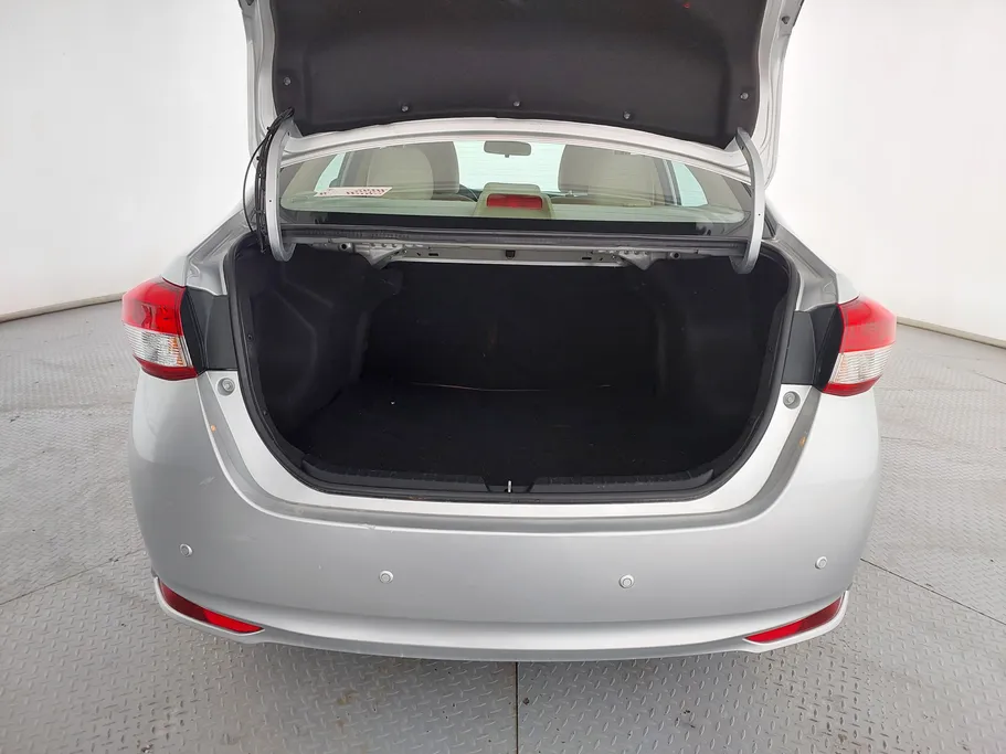 تويوتا يارس Y 2021 