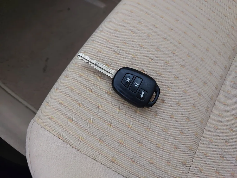 تويوتا يارس Y 2021 