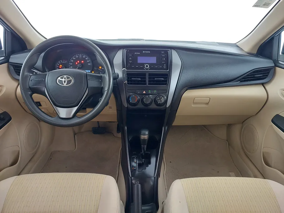 تويوتا يارس Y 2021 