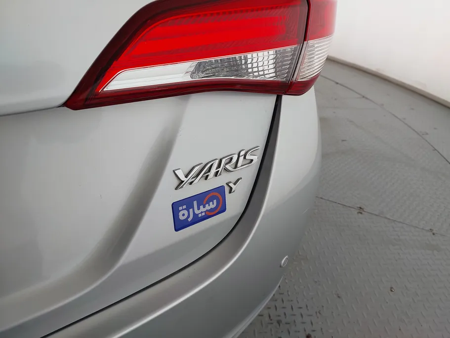 تويوتا يارس Y 2021 