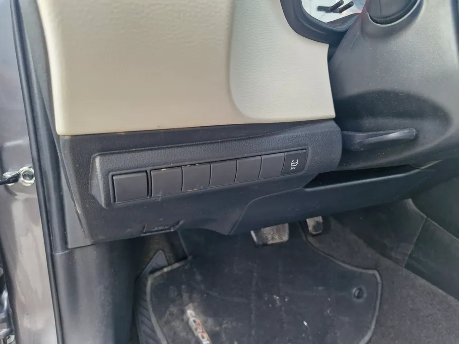 تويوتا كورولا XLI 2022 