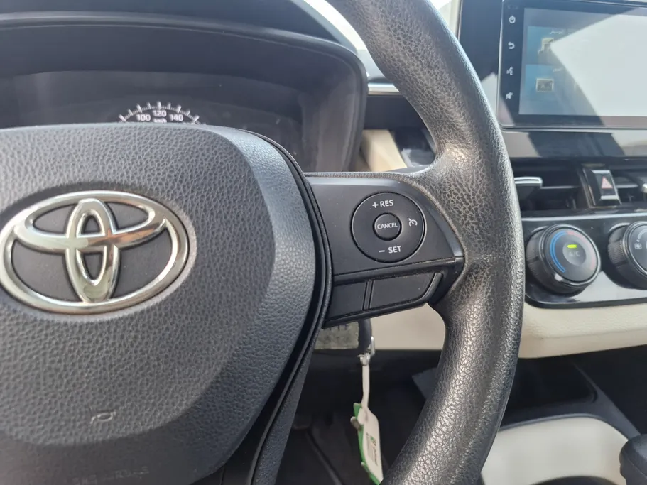 تويوتا كورولا XLI 2022 