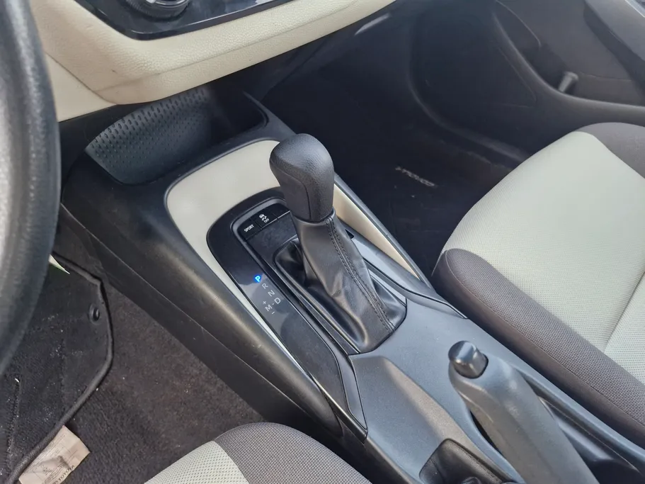 تويوتا كورولا XLI 2022 