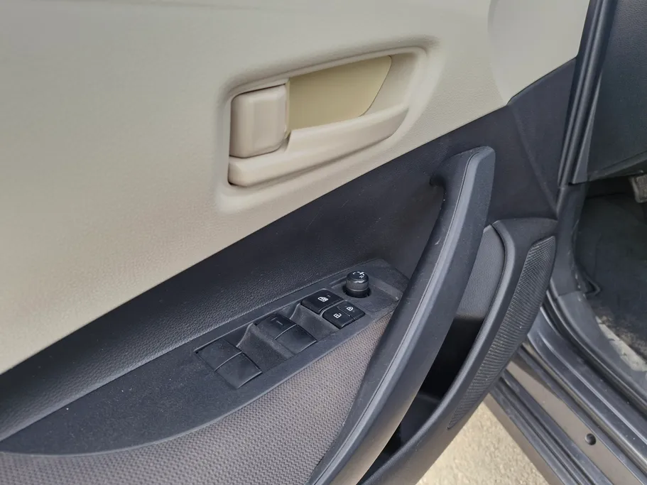 تويوتا كورولا XLI 2022 