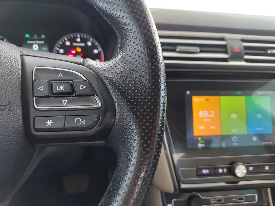 ام جي 5 COM 2022 