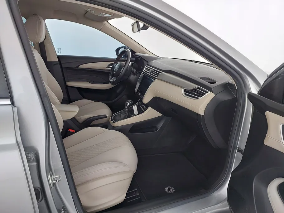 ام جي 5 COM 2022 