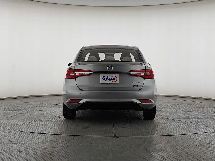 ام جي 5 COM 2022 