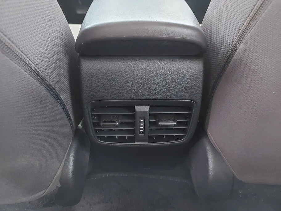 تويوتا كورولا XLI 2022 