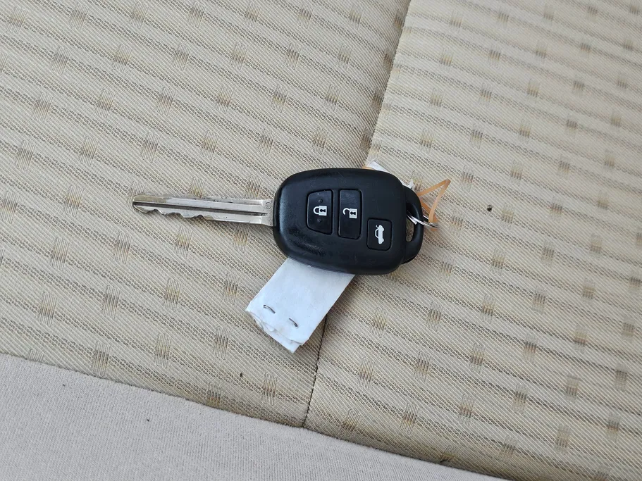 تويوتا يارس Y 2022 