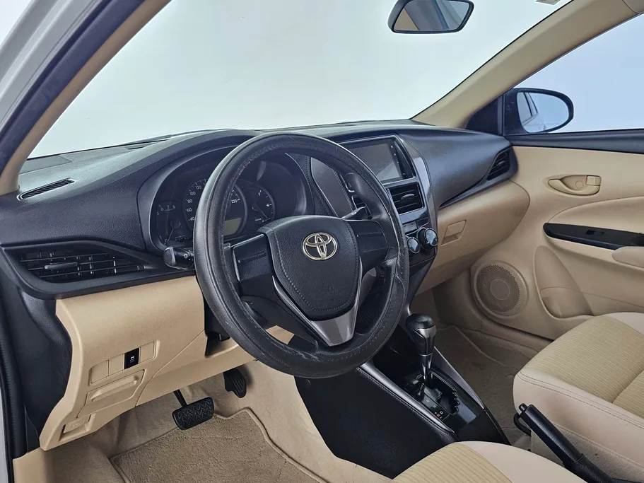 تويوتا يارس Y 2022 