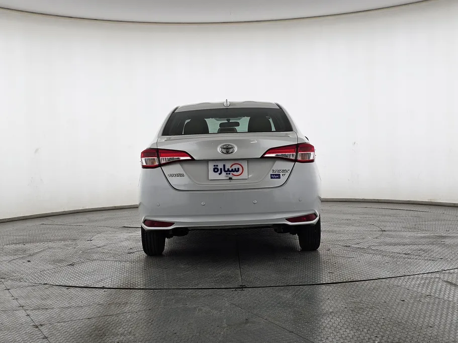 تويوتا يارس Y 2022 