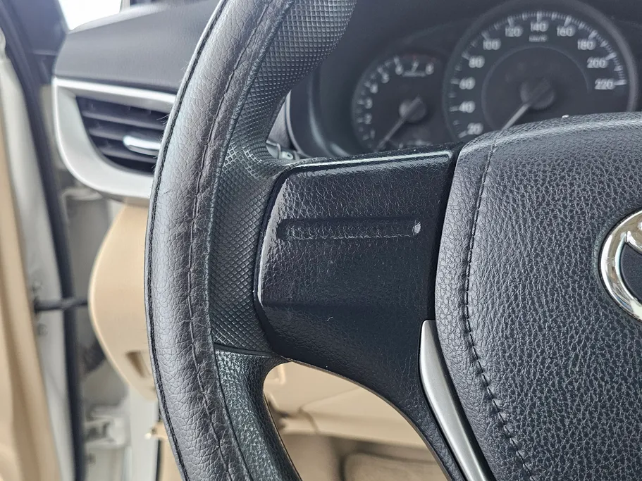 تويوتا يارس Y 2019 