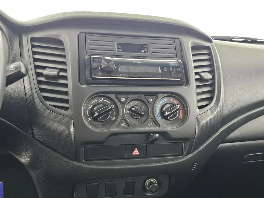 ميتسوبيشي L200 DC 4x2 2022 