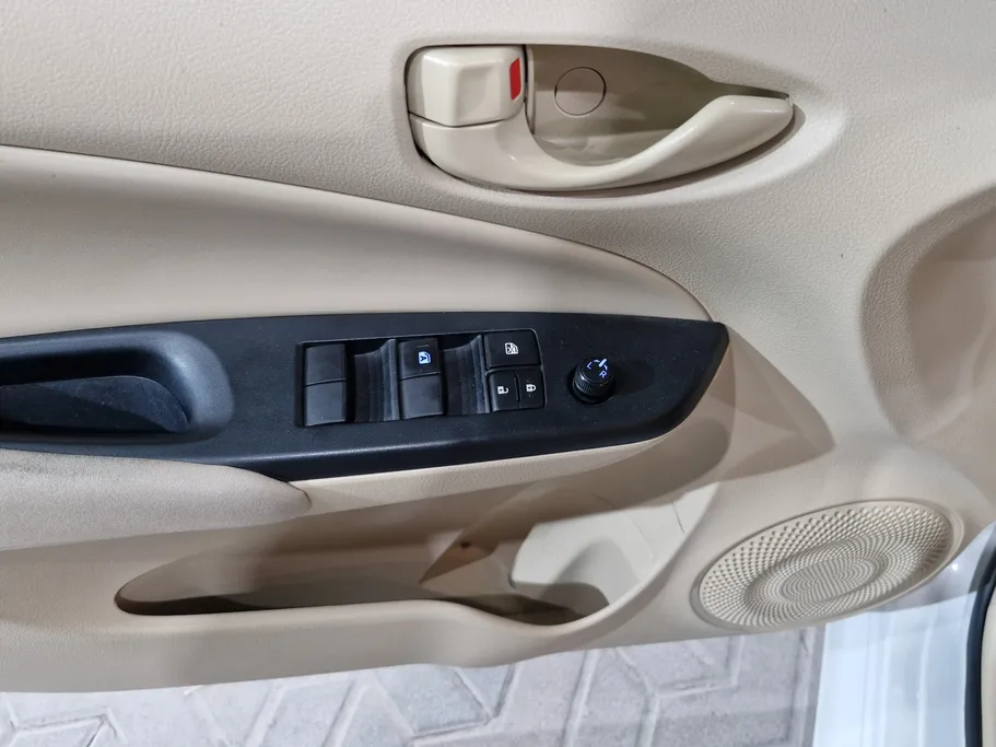 تويوتا يارس Y 2020 