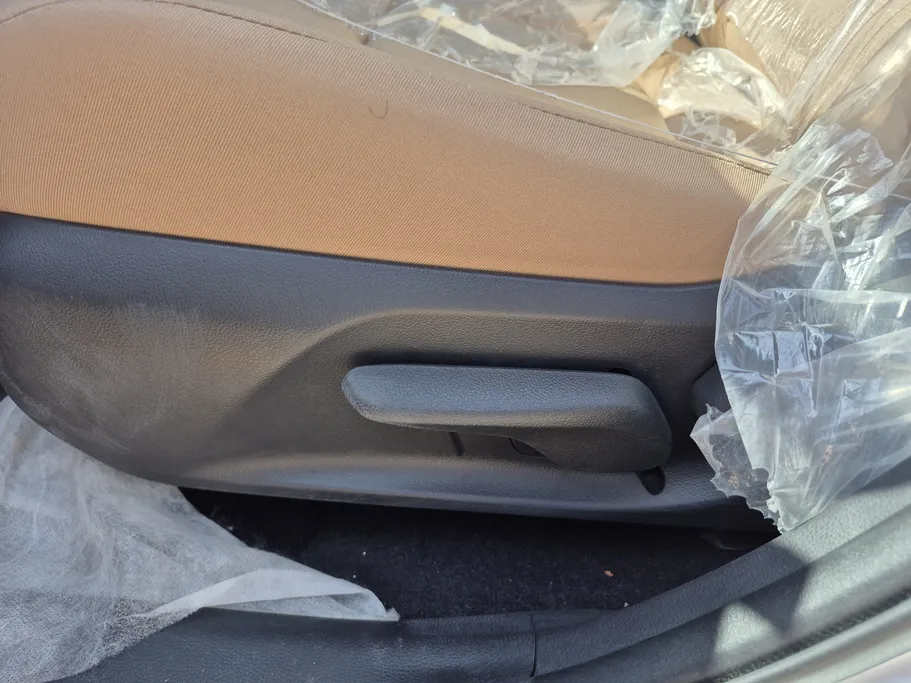 تويوتا راف فور XLE HEV 2024 